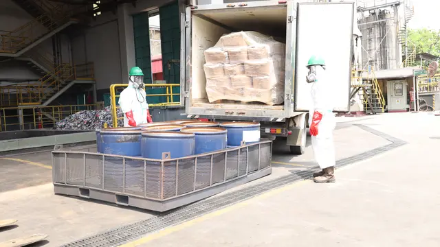 Indonesia Musnahkan 494 Kotak Karton Udang Tercemar Cs-137, Beratnya Capai 5,7 Ton