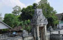 Mengunjungi Sendang Duwur Lamongan, Kompleks Makam Kuno Tiga Tingkat dengan Masjid di Puncaknya