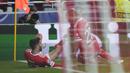 Di sisa babak pertama Benfica berhasil memperbesar keunggulan menjadi 3-1 lewat gol Rafa Silva pada menit ke-35 dan bertahan hingga babak pertama usai. (AP/Armando Franca)