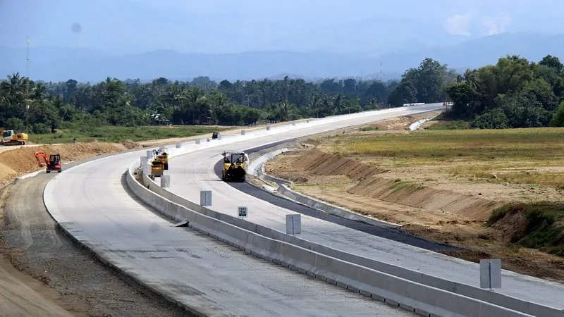 PT Hutama Karya (Persero) terus mengebut proyek Jalan Tol Trans Sumatera ruas Sigli-Banda Aceh (Sibanceh). (Dok Hutama Karya)