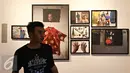 Sejumlah foto karya jurnalistik dari 26 fotografer peserta workshop dipajang saat pameran bertajuk Arkamaya di Galeri Foto Jurnalistik Antara, Jakarta, Selasa (5/4). (Liputan6.com/Immanuel Antonius)