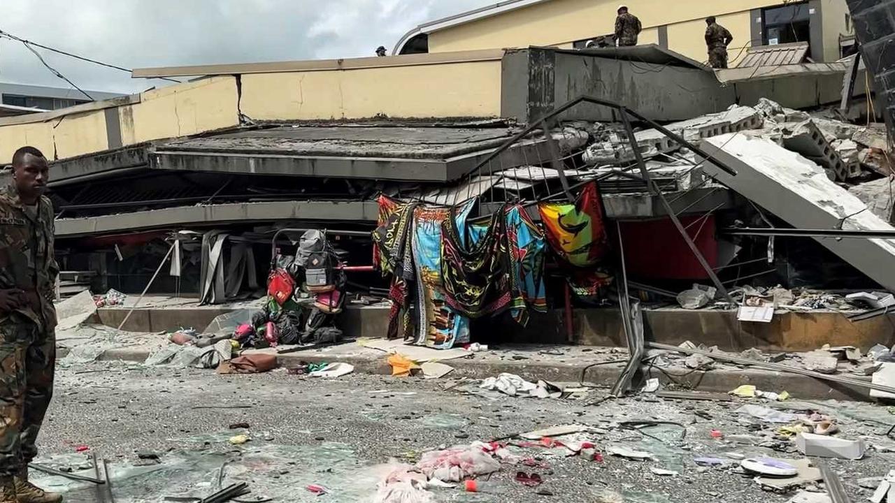 FOTO: Gempa Dahsyat Guncang Vanuatu, Bangunan Hancur dan Mayat-Mayat Tergeletak di Jalanan