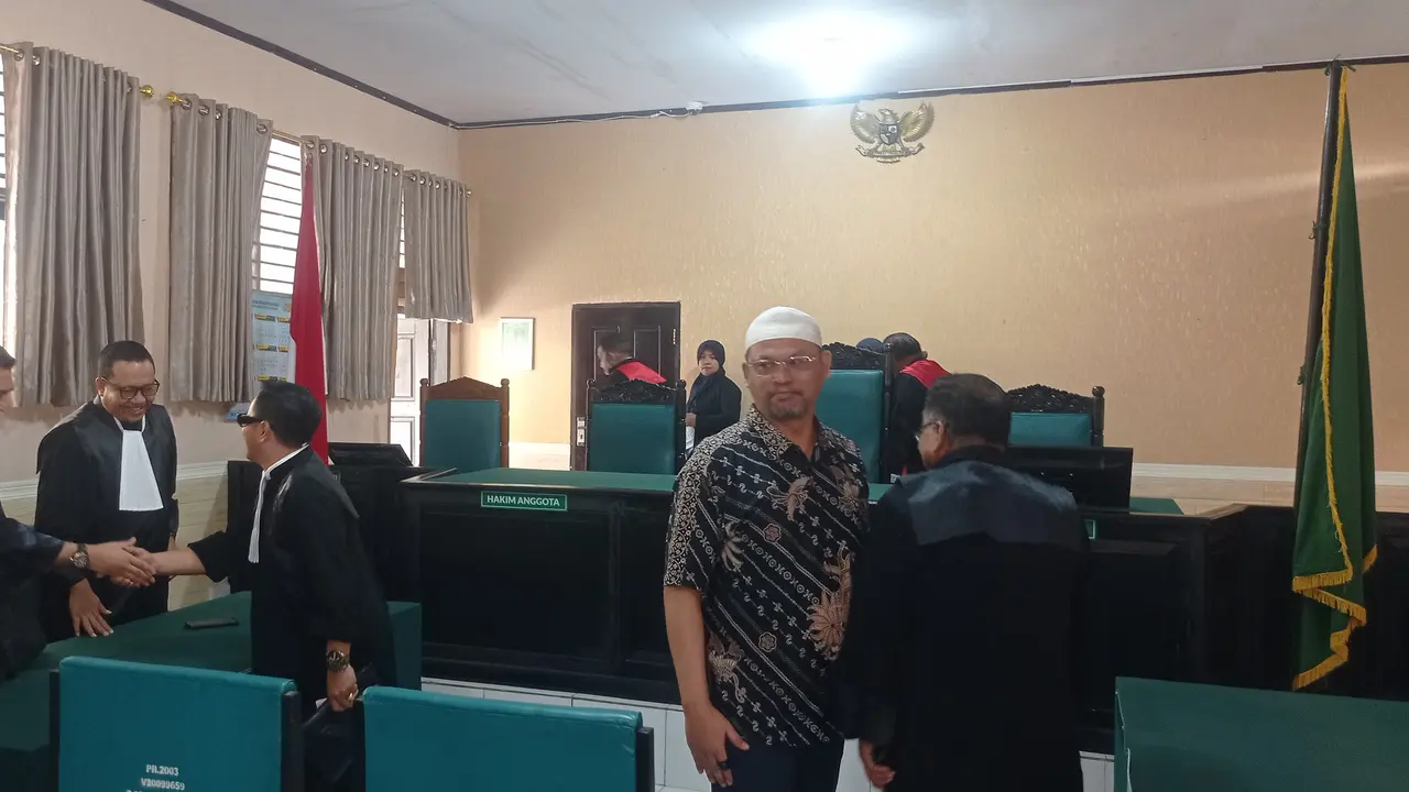 Sidang kasus korupsi tambang di Kolaka. (Liputan6.com/Ahmad Akbar Fua)