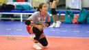 Berlian Marsheilla saat berlatih bersama timnya Jakarta Elektrik PLN pada Lanjutan Proliga 2016 di Gor Ken Arok, Malang, Minggu (21/2/2016). (Bola.com/Nicklas Hanoatubun)