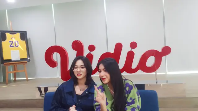 Zee dan Shania Gracia JKT48