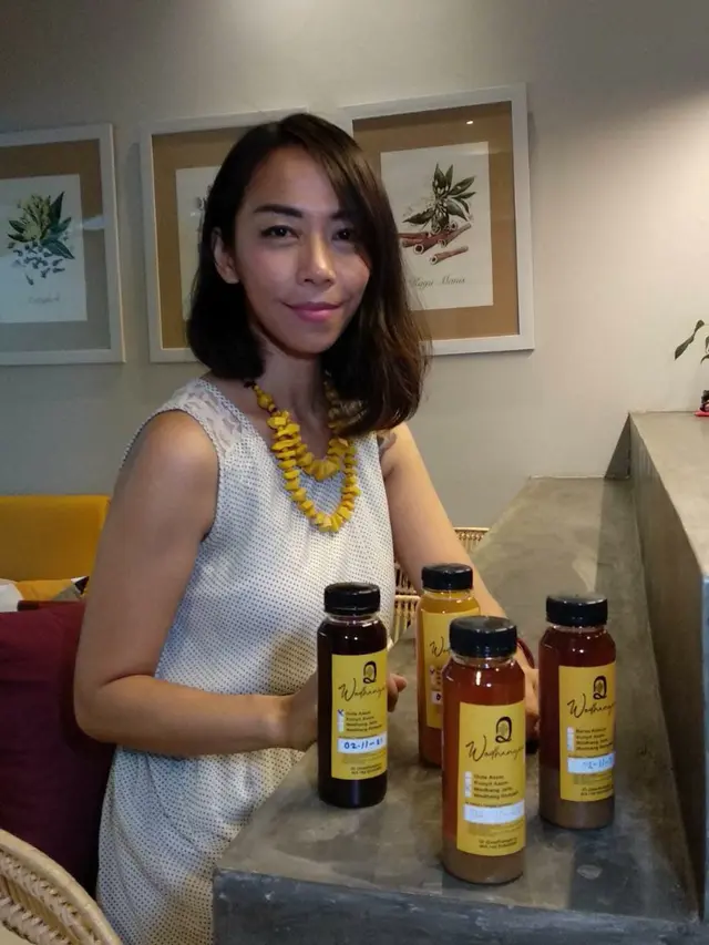 Diary Fimela: Hilangkan Stigma, UMKM Ini Berinovasi Hadirkan Jamu Kekinian yang Menyehatkan