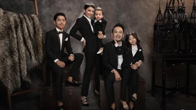 [Fimela] Ruben Onsu dan Sarwendah