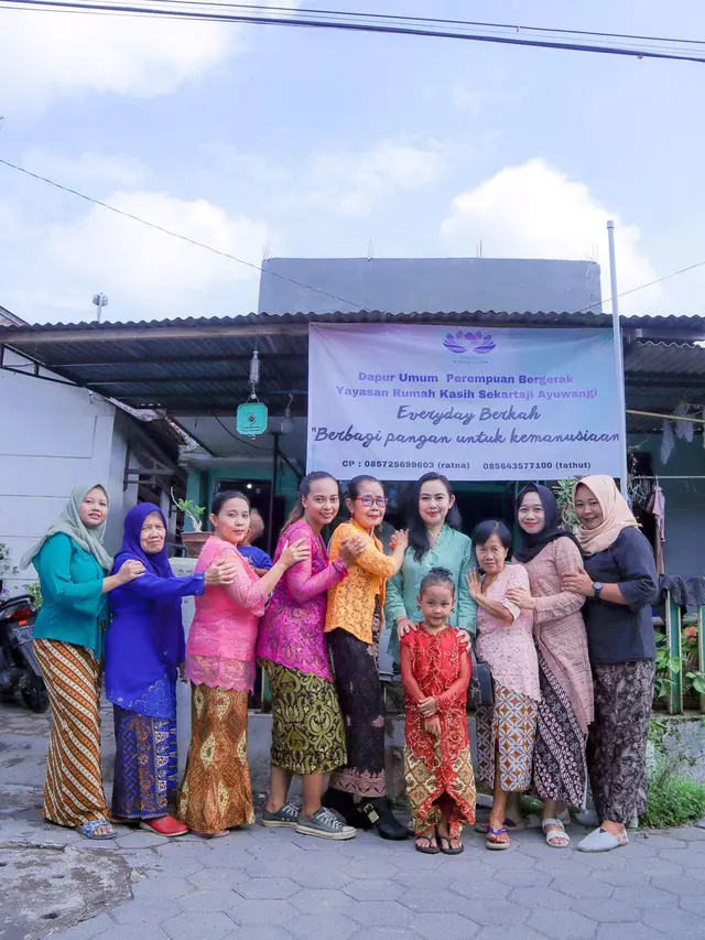 Dapur Umum Perempuan Bergerak Yayasan Rumah Kasih Sekartaji Ayuwangi