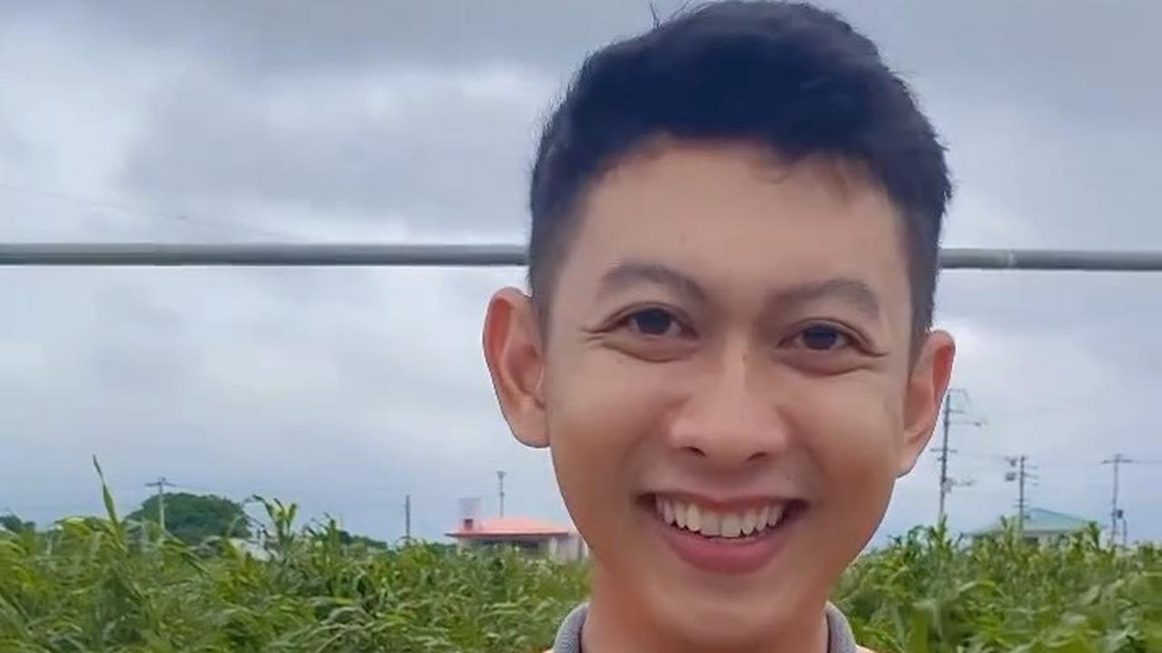 Selama berada di Jepang, Eri Pras bekerja di bidang pertanian, namun kini ia memutuskan untuk tidak kembali dan fokus menjadi konten kreator di Tanah Air.<br>