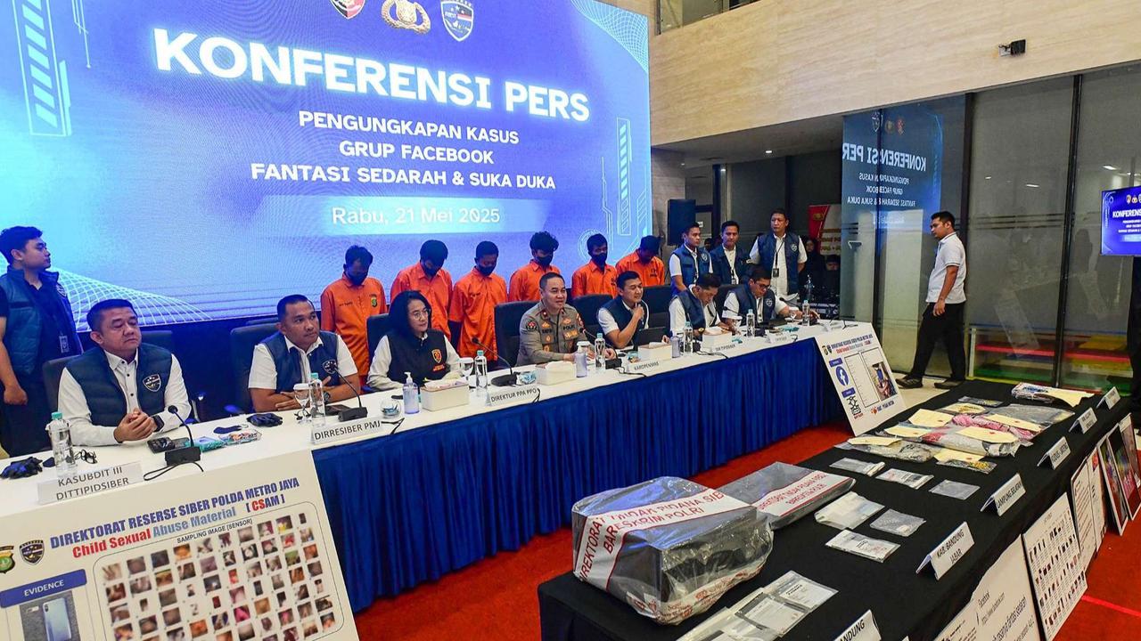 Dijual Murah, Member Grup Fantasi Sedarah Banderol Konten Syur Hubungan Inses Cuma Rp50.000 sampai Rp100.000