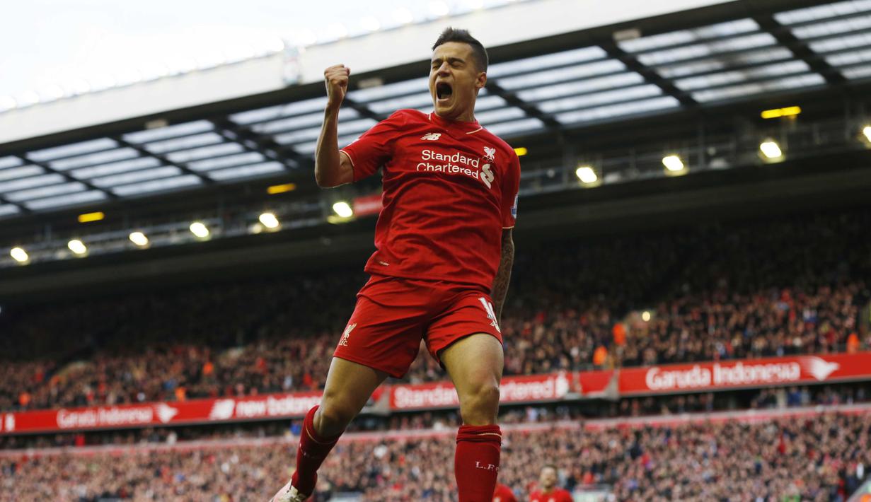 Ekspresi pemain Liverpool, Philippe Coutinho, usai mencetak gol ke gawang Tottenham Hotspur pada lanjutan Liga Inggris di Stadion Anfield, Liverpool, Minggu (3/4/2016) dini hari WIB. (Reuters/Phil Noble)