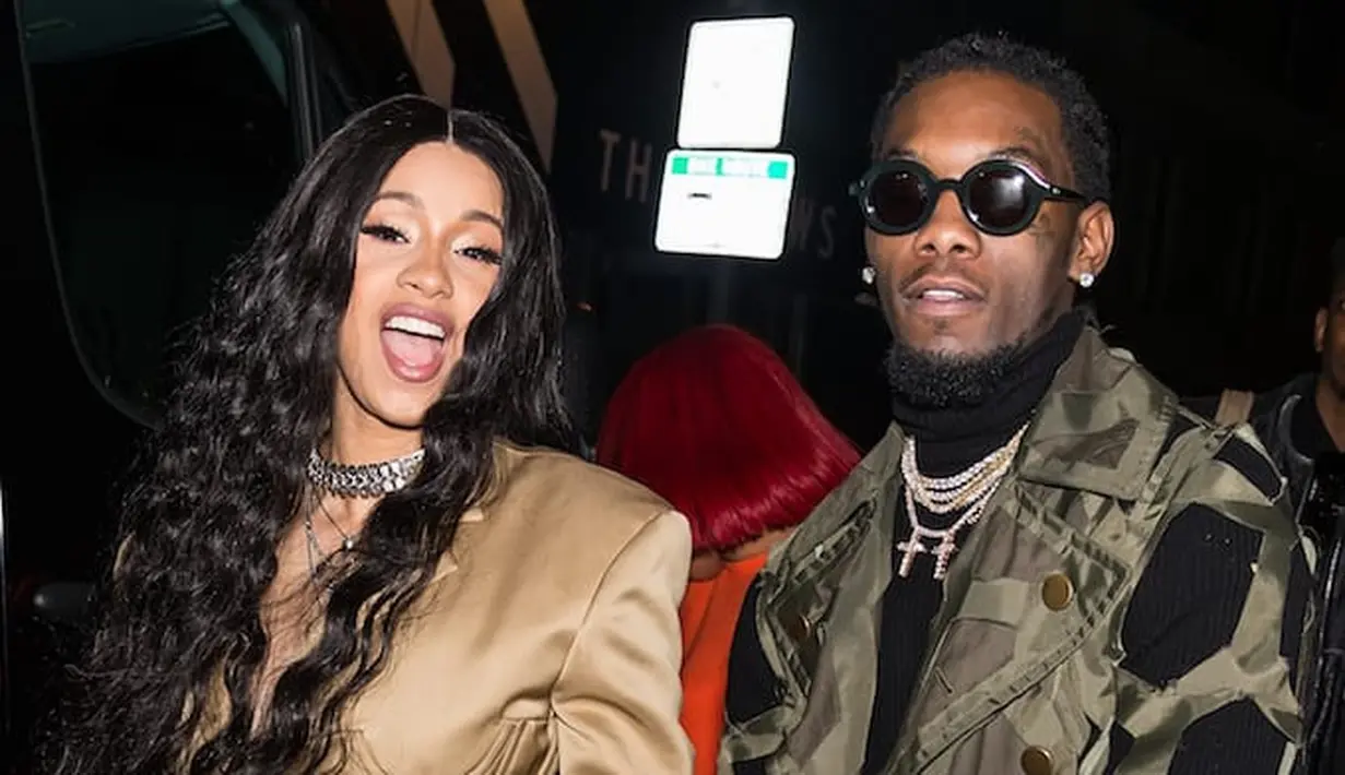 Cardi B sendiri kini sudah mengandung anak tunangannya Offset. (Complex)