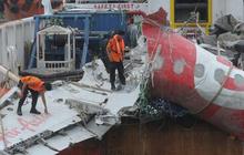 Listrik AirAsia QZ8501 mati, pesawat jatuh 20 ribu kaki permenit