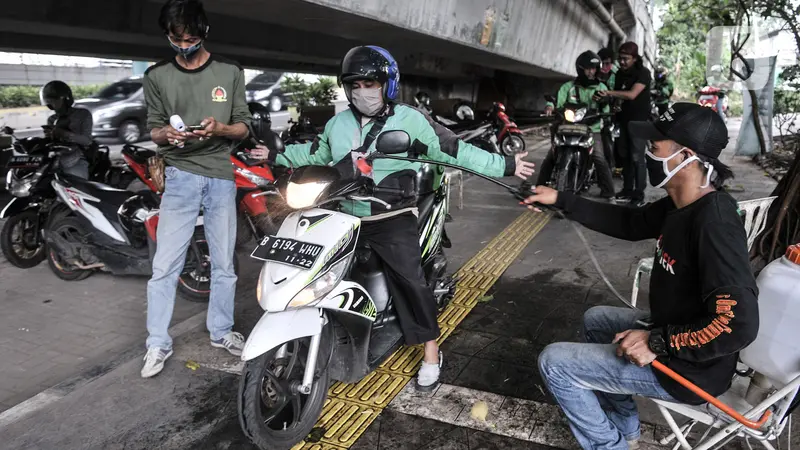 Pemeriksaan Kesehatan Rutin Pengojek Daring di Masa Pandemi