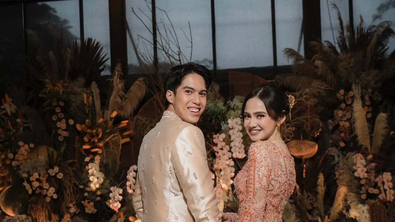 Cantik Paripurna, Syifa Hadju Tampil Menawan dengan Makeup Soft Glam di Hari Lamaran
