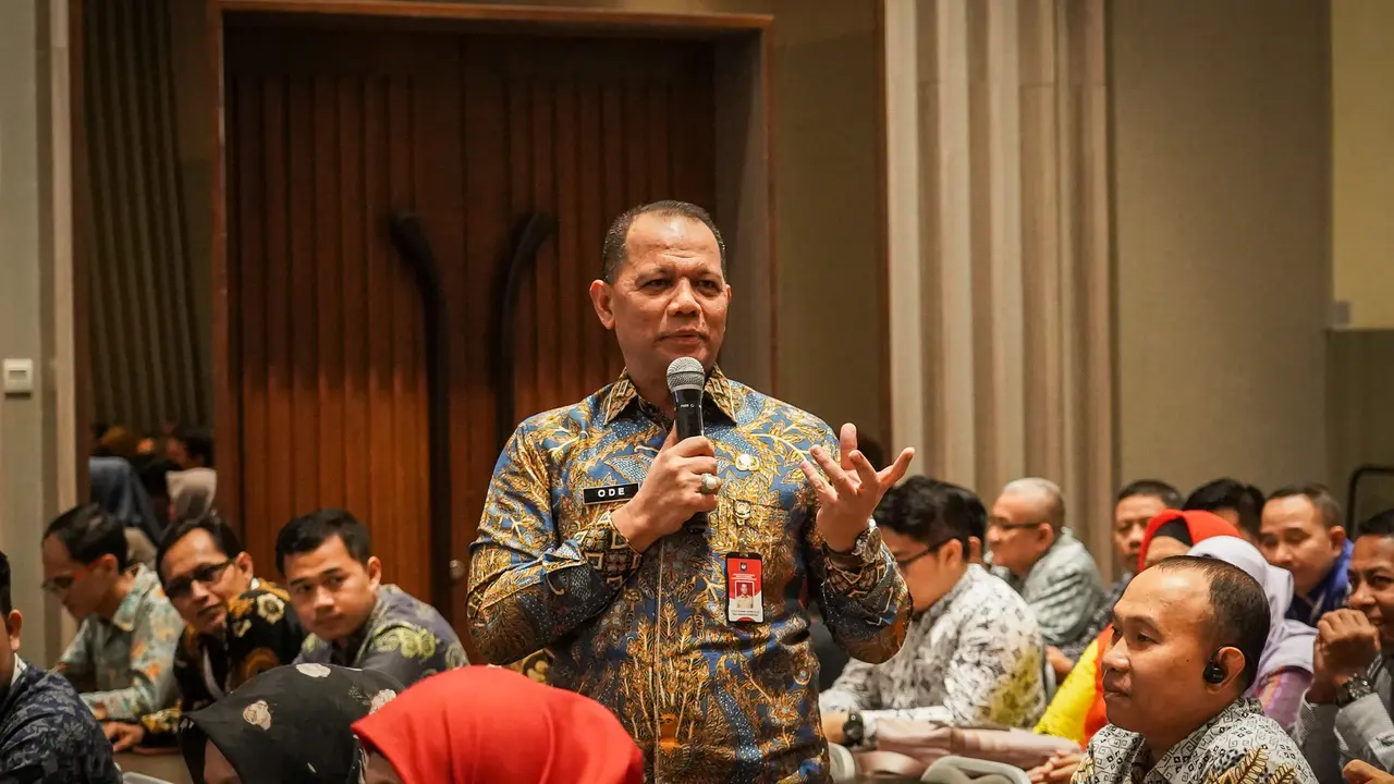 Direktur Jenderal Bina Pemerintahan Desa Kementerian Dalam Negeri (Pemdes Kemendagri) La Ode Ahmad P Bolombo. (Istimewa)