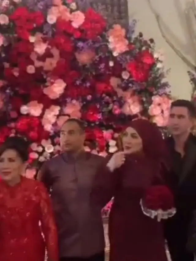 Syukuran Pernikahan Venna Melinda dan Ferry Irawan