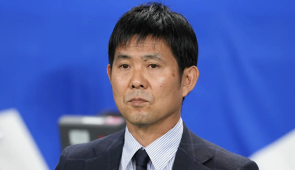 Pelatih Jepang, Hajime Moriyasu saat laga putaran ketiga Grup C Kualifikasi Piala Dunia 2026 melawan China yang berlangsung di Saitama Stadium, Saitama, Jepang, Kamis (05/09/2024) WIB. (AP Photo/Shuji Kajiyama)