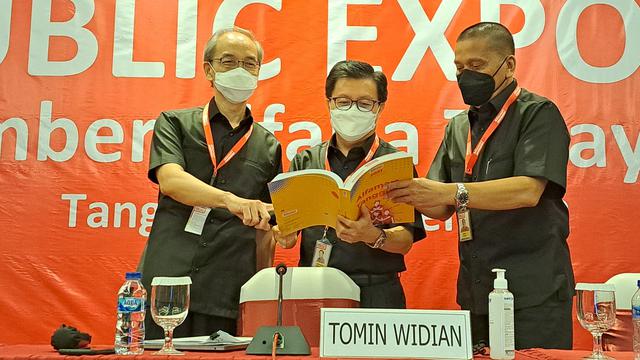 PT Sumber Alfaria Trijaya Tbk (AMRT), pengelola Alfamart melakukan public expose di Alfa Tower, Alam Sutera, Kota Tangerang, Rabu (25/5/2022).