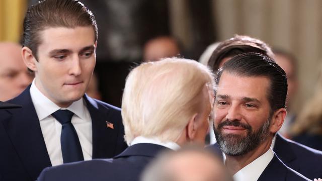 Anak Sulung Donald Trump Diperkarakan Usai Diduga Tembaki Bebek Dilindungi di Venesia Italia