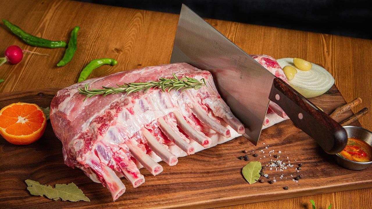 8 Tips Memilih Pisau untuk Potong Daging Sapi, Bukan Cuma Soal Ketajaman