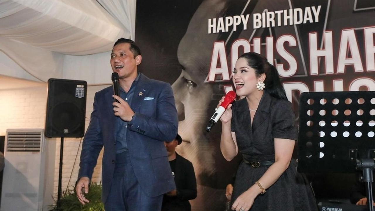 Penuh Tawa dan Kebahagiaan