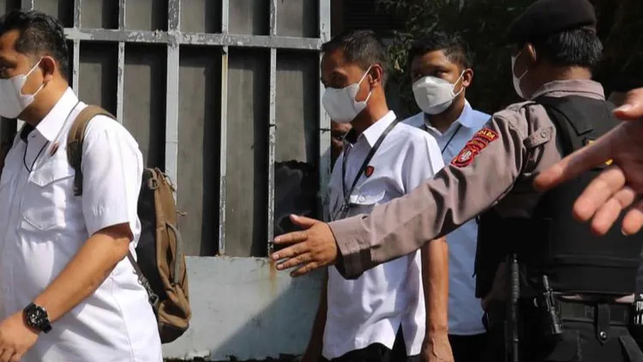 Rumah Mewah Diduga 'Safe House' Firli Bahuri di Kertanegara Ternyata Sewaan, Polisi Periksa Pemilik