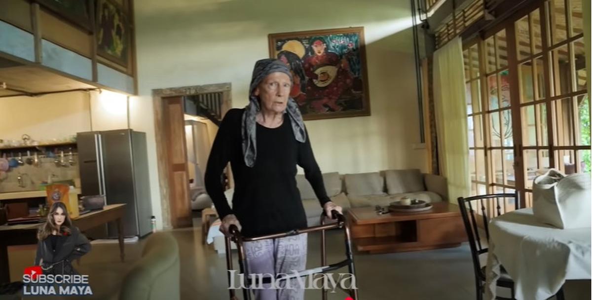 8 Potret Rumah Desa Maya Ibunda Luna Maya di Bali, Sederhana, Nyaman dan Bikin Betah