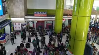 Suasana di Stasiun Gambir, Minggu (10/6/2018). (Liputan6.com/Ady Anugrahadi)
