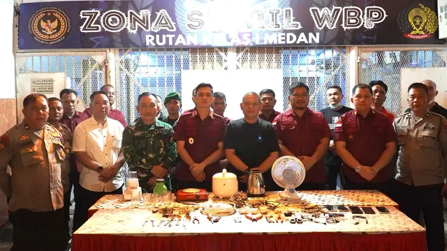 Tim gabungan razia mendadak dan rahasia Rutan Kelas I Tanjung Gusta Medan