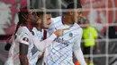 Pemain Fenerbahce, Dusan Tadic merayakan gol penyeimbang 1-1 ke gawang FC Twente pada laga Liga Europa 2024/2025 di FC Twente stadium, Enschede, Belanda, Jumat (04/10/2024) dini hari WIB. (AP Photo/Peter Dejong)
