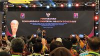 Wakil Presiden, Ma'ruf Amin dalam kegiatan penyerahan penghargaan UHC di The Krakatau Grand Ballroom, Taman Mini Indonesia Indah (TMII), Jakarta, Kamis (8/8/2024).