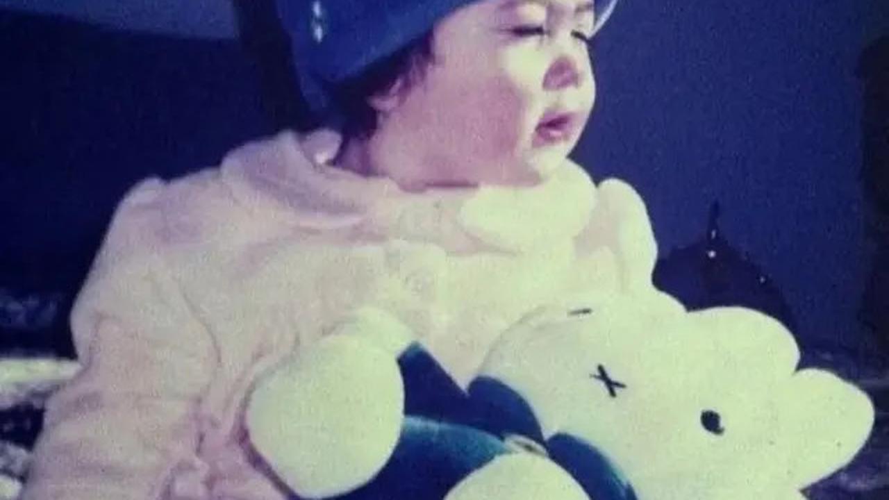 6 Potret Lawas Masa Kecil Talitha Curtis, Ungkap Selama Ini Dibesarkan Ibu Angkat