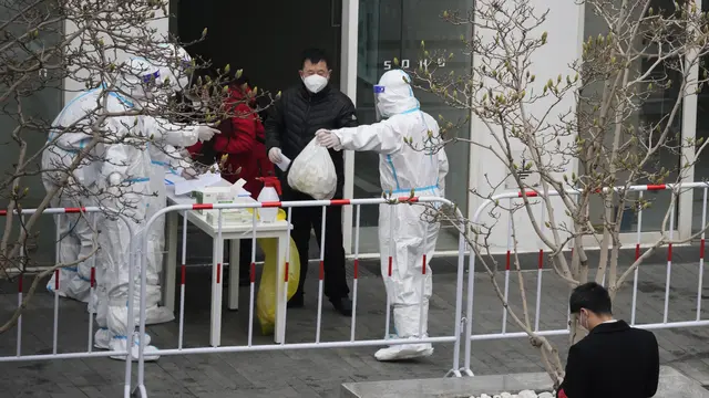Kasus virus China meningkat, akses ke Shanghai diperketat