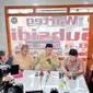 Bakal calon wakil gubernur (bacawagub) Jakarta Suswono menyatakan tengah menyiapkan salah satu program bersama Ridwan Kamil, yakni makan siang gratis untuk warga Jakarta. (Liputan6.com/Nanda Perdana Putra)