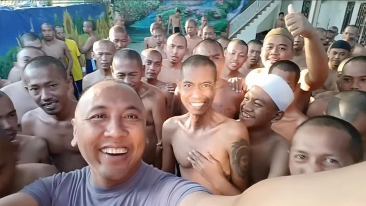 Purnomo 'Nanti Saya Kasih Bonus Minum Susu Hangat'