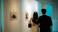 Seorang pria melamar kekasihnya dengan merancang sebuah pameran seni bertema Jepang. (Dok: TikTok&nbsp;@Chonkychonkerzz)