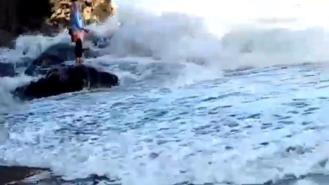 Berita Ombak Laut Selatan Hari Ini Kabar Terbaru Terkini Liputan6 Com
