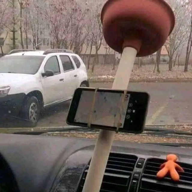 Akal-akalan Nyeleneh Pengendara Mobil (Instagram/@meta_visions)