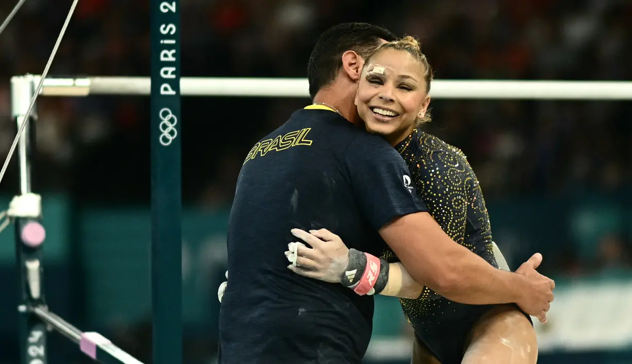 Brasil memperoleh medali perunggu untuk final beregu putri pada hari Selasa, sementara Italia meraih perak dan AS merebut kembali emas. (Loic VENANCE / AFP)