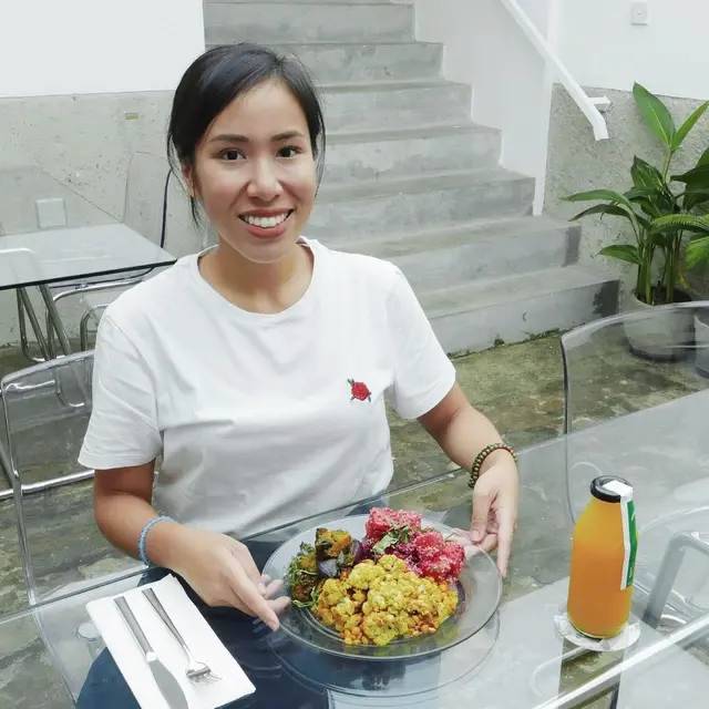 6 Potret Talita Setyadi, Chef Cantik Calon Mantu Rini Soemarno