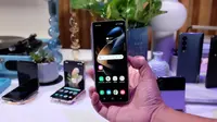 Tampilan Samsung Galaxy Z Fold4 5G yang baru saja diluncurkan secara resmi. (Liputan6.com/Iskandar)