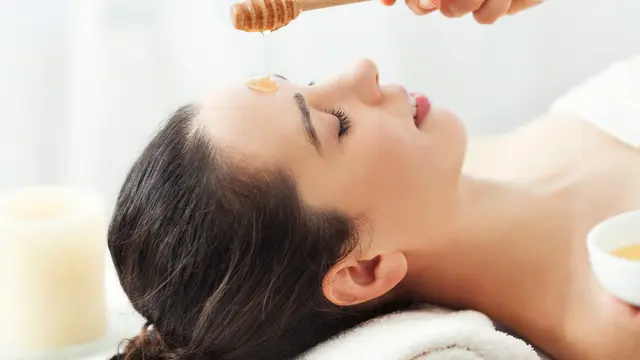 Ilustrasi masker madu