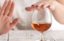 Kebiasaan Alkohol yang Berbahaya, 5 Dampak Negatif pada Kesehatan Hati