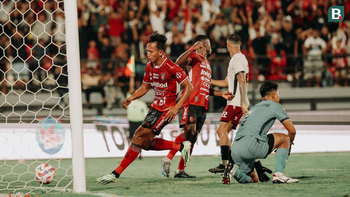 Deretan Gol Telat di BRI Liga 1, Ada Drama Dari Laga Persebaya vs Arema FC Hingga VAR Injury Time Untuk Bali United