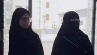Celine Evangelista Nangis Haru Saat Antar Jemima Masuk Pondok Pesantren