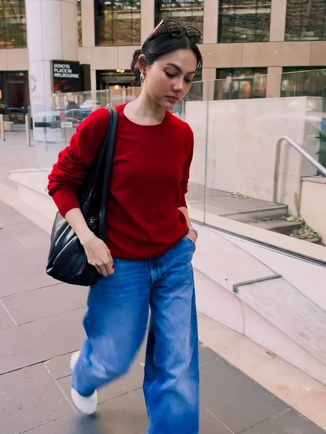 Usai Oplas, Pesona Baru Rina Nose Disebut Bak Bule Saat Liburan di Melbourne