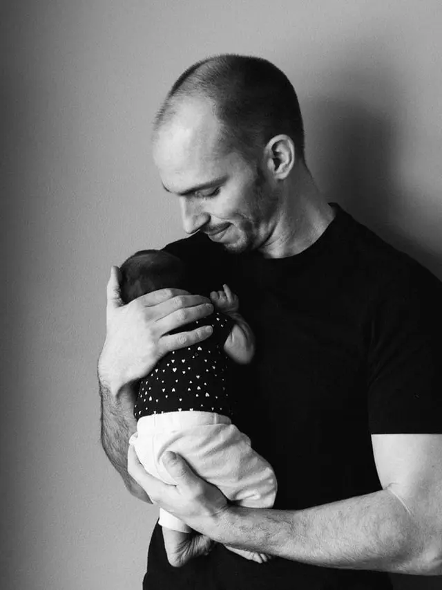 Memilih posisi menggendong yang tepat