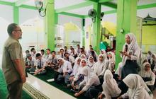 KPU Makassar Bekali Pelajar SMA Pengetahuan Demokrasi, Kunci Masa Depan Pemilih Pemula Berintegritas