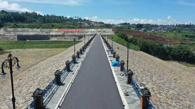 Cegah Banjir, PUPR Terus Membangun Infrastruktur Pengendalian Banjir Demi Keamanan dan Kenyamanan Masyarakat